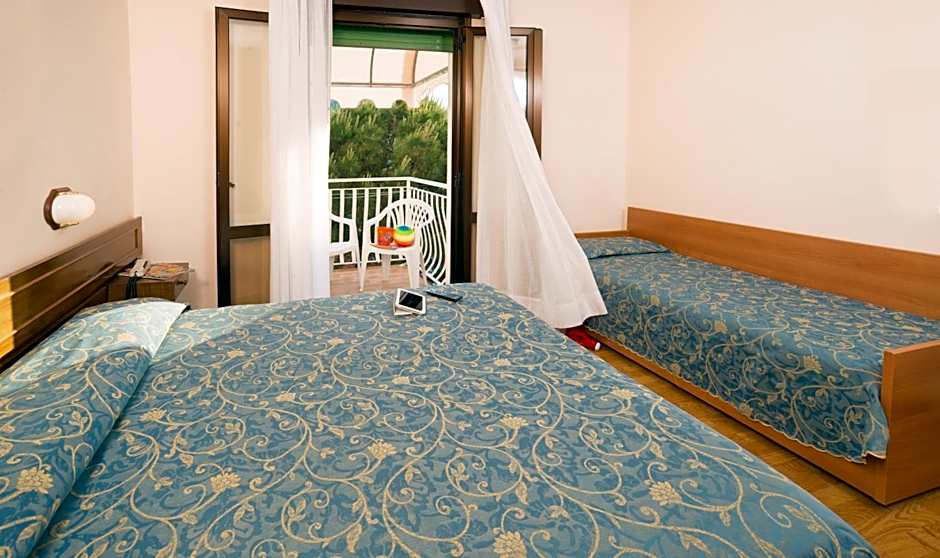 Hotel Trevi