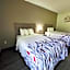 Red Roof Inn & Suites Hinesville
