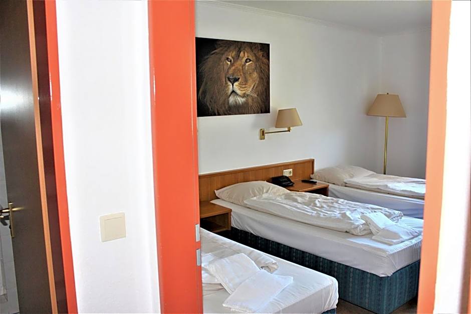 Hotel Alsterquelle 24h Check-in, Free Parking and WiFi