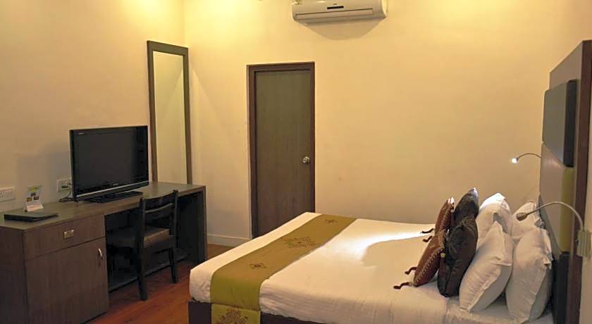 The Ambassador - Hotel & Conference Center