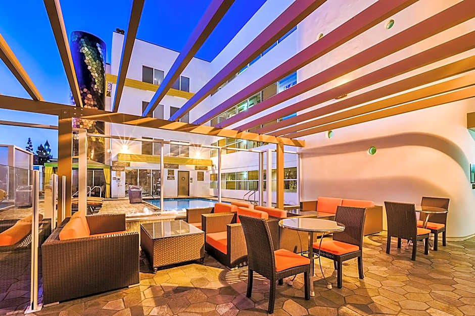 Hotel Indigo Anaheim By IHG