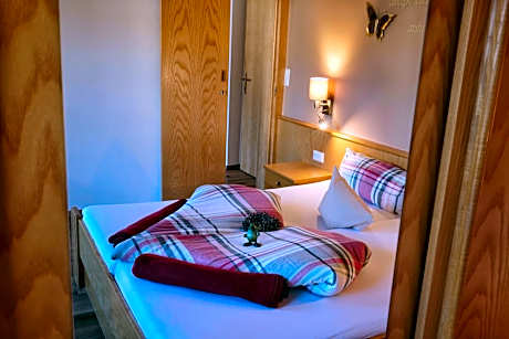 Suite with Garden View