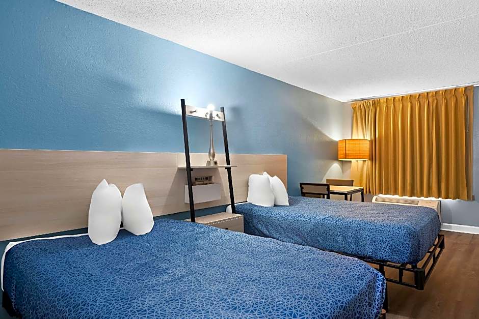 Suburban Studios Brunswick I-95