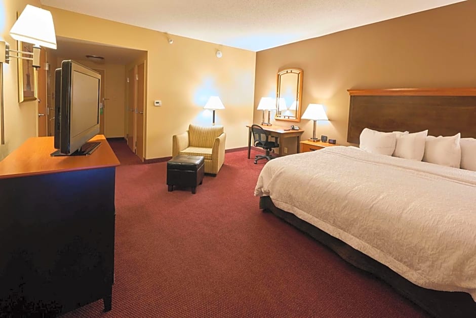 Hampton Inn By Hilton Massillon