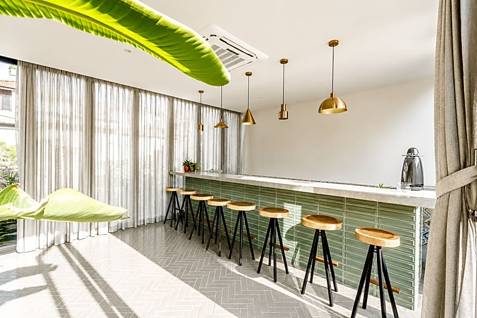 Tien Terrace Macalister