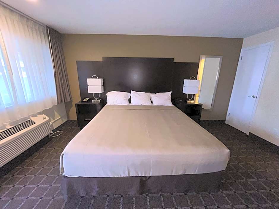 Oregon Trail Inn and Suites