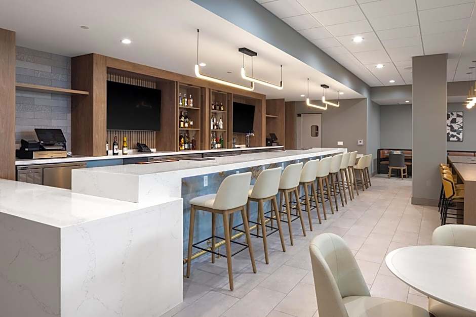 Holiday Inn Hotel And Suites Monterey Park Los Angeles By IHG