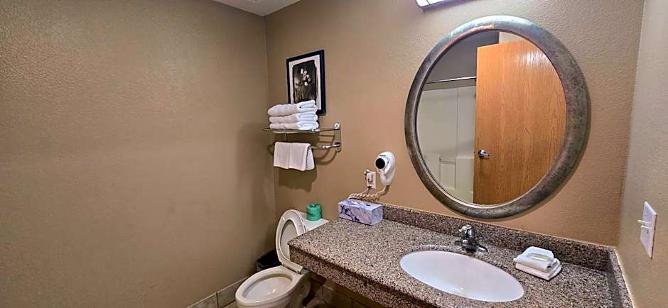 Super 8 by Wyndham New Braunfels I-35