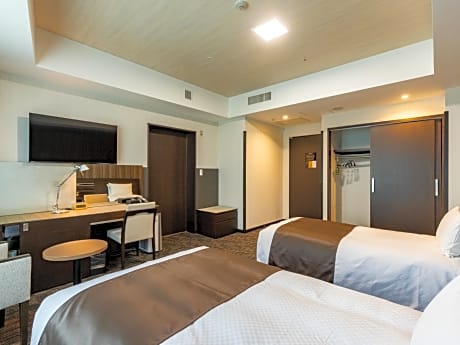 Twin Room with Disability Access - Non-Smoking