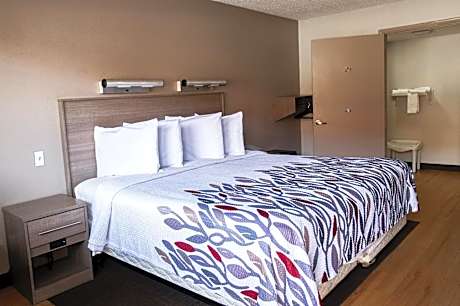 Superior King Room Disability Access Smoke Free