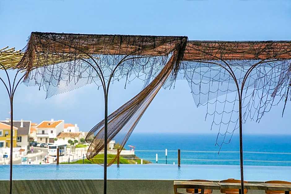 Noah Surf House Portugal