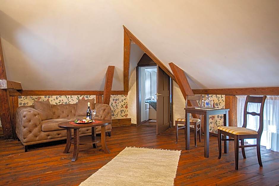 Alatskivi Castle