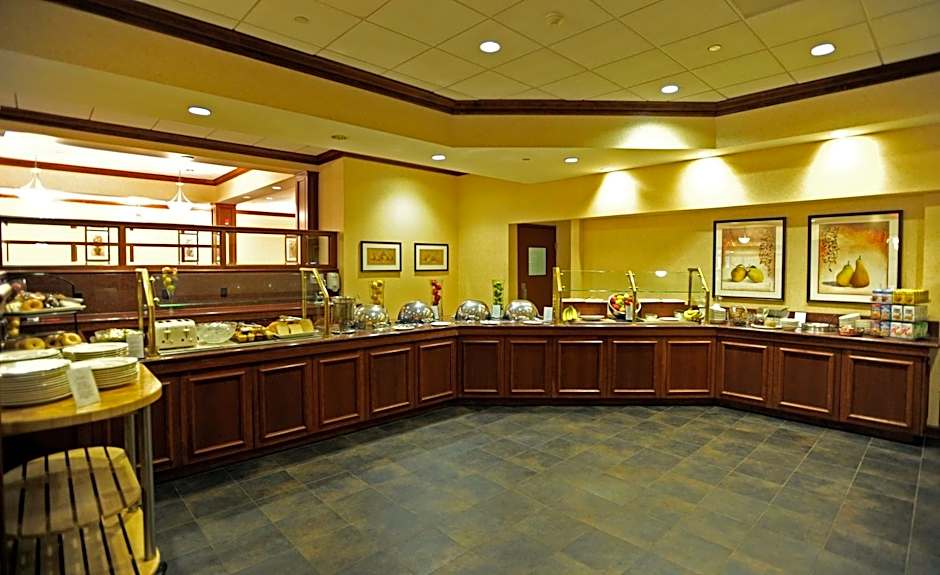 DoubleTree By Hilton Pittsburgh-Green Tree