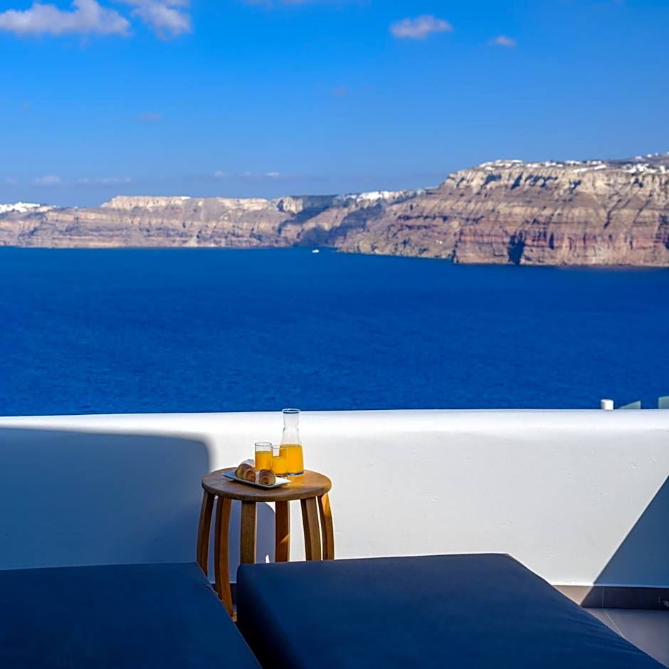 Neptune Luxury Suites