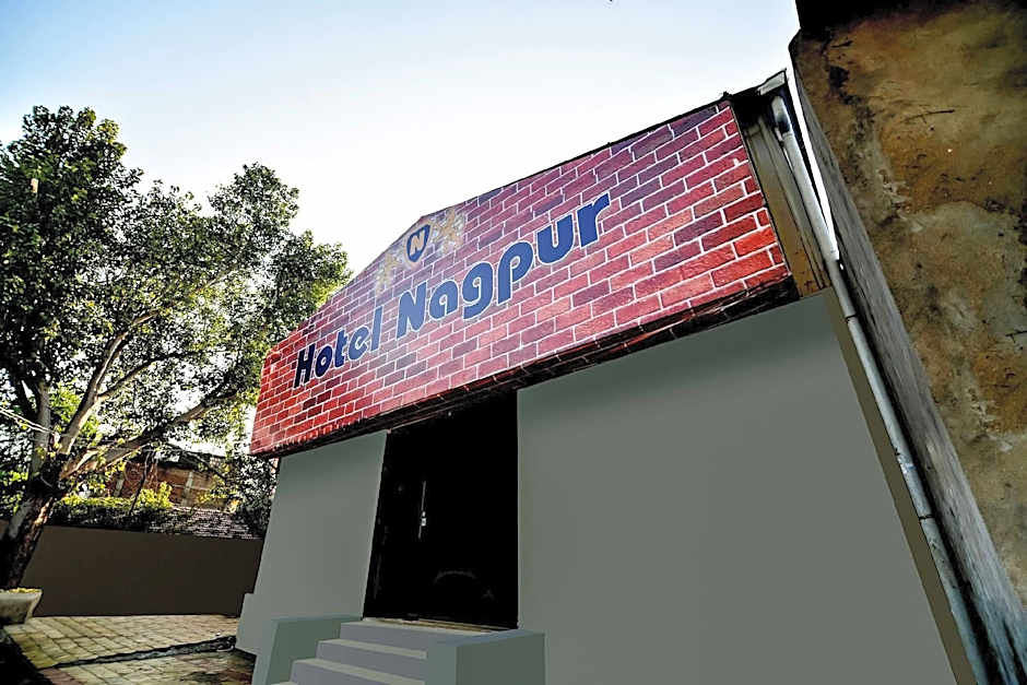 SPOT ON 69340 Hotel Nagpur – Nagpur, OH