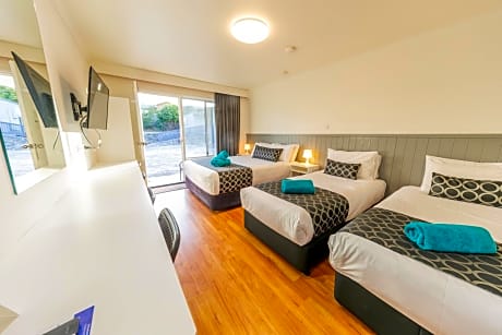 Deluxe Room with Queen and Two Single Beds