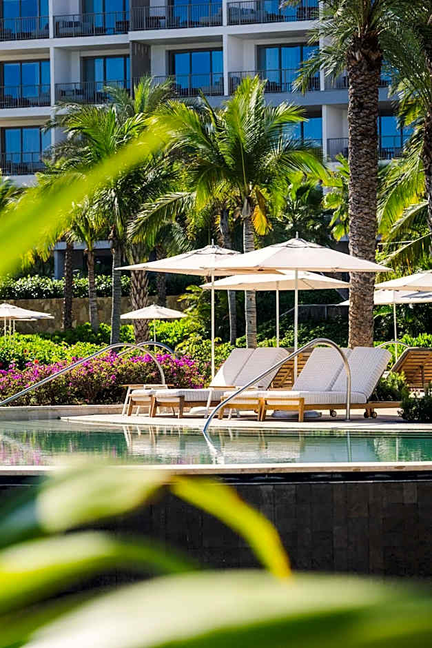 Conrad Punta de Mita