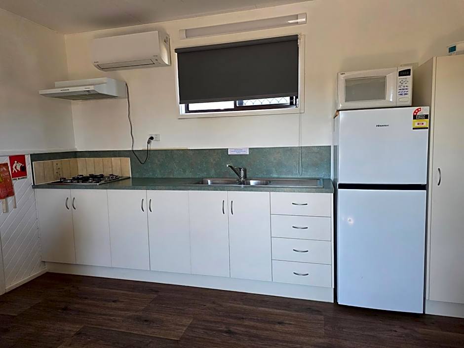 Traralgon Holiday Village