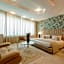 The Penthouse Suites Hotel