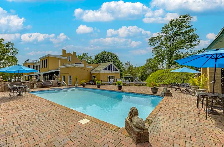 The Inn at Cedar Grove