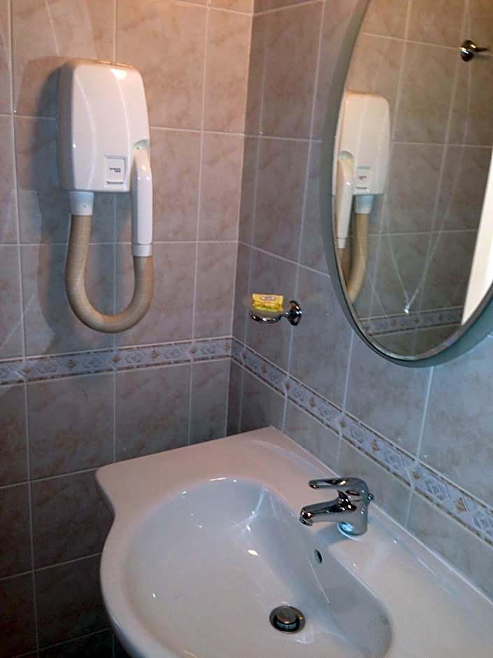 Mercury Hotel- All Inclusive