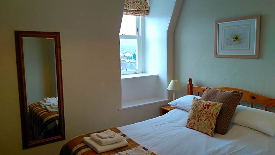 Swiss Court Guest House