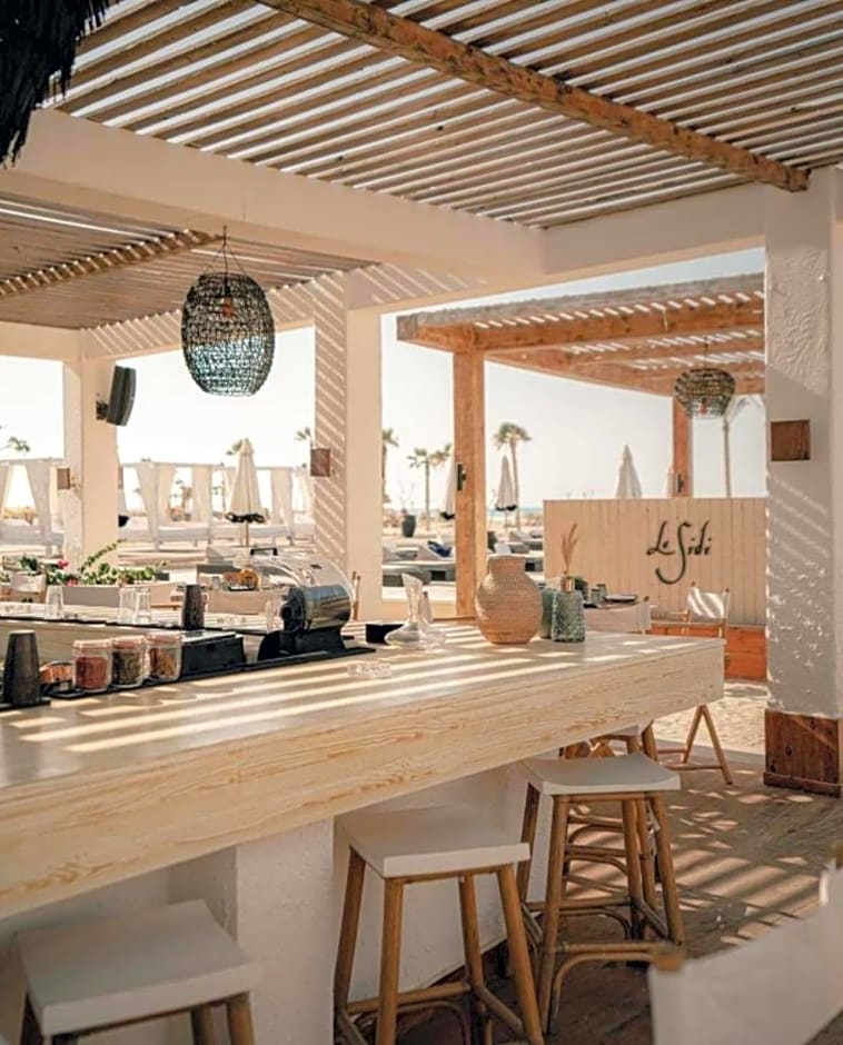 Le Sidi Cabana ( hacienda bay )