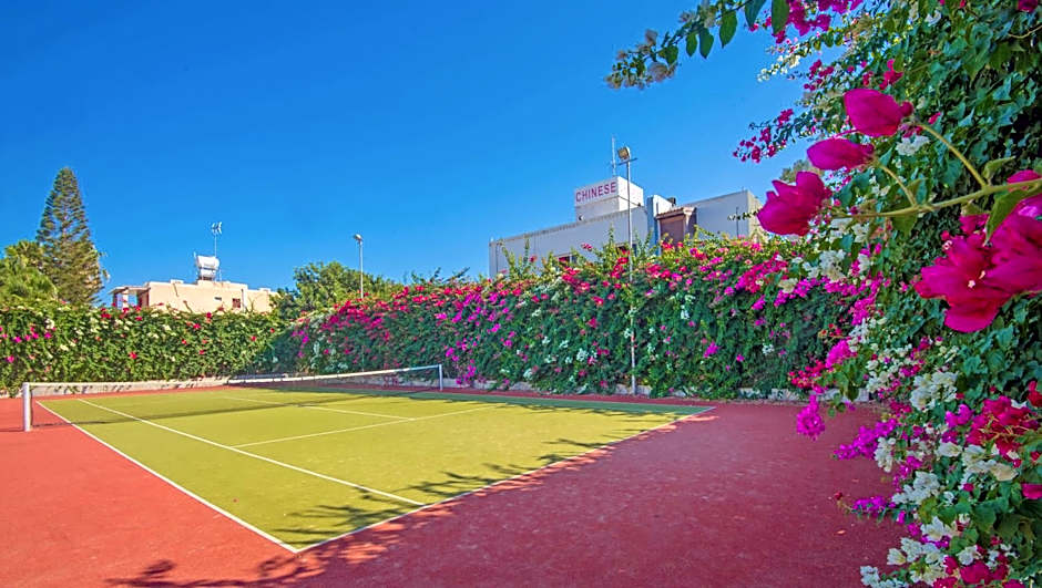 Marlita Beach Hotel Apartments