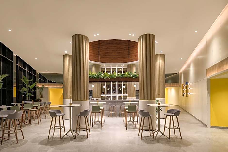 The G Einbay Golf Resort