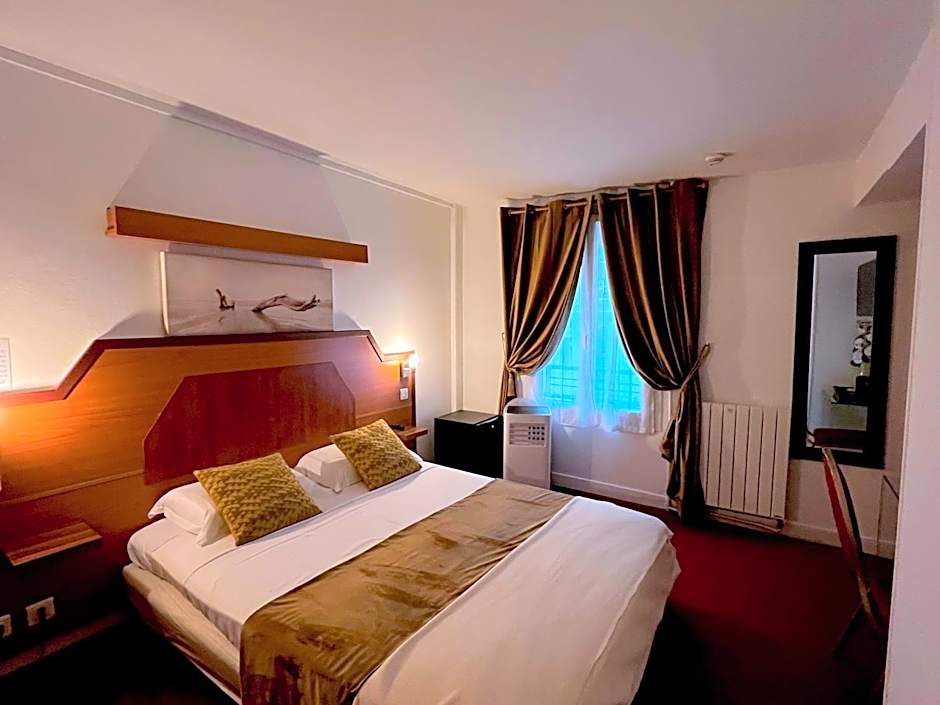 Le Nouvel Hotel Du Theatre