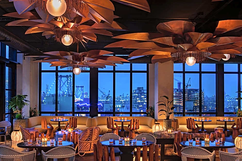 Moxy Brooklyn Williamsburg