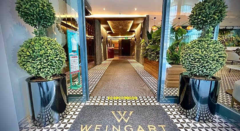Weingart Istanbul