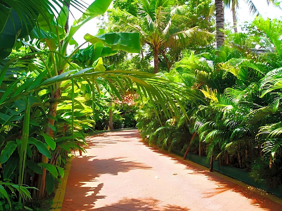 Coconut Paradise Villas