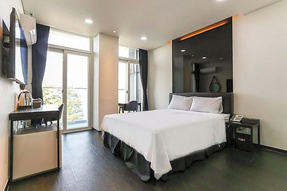 Hotel Cube