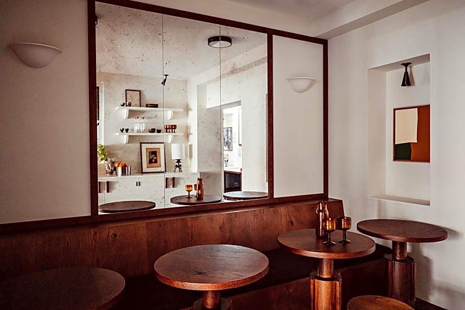 Hôtel des Academies et des Arts