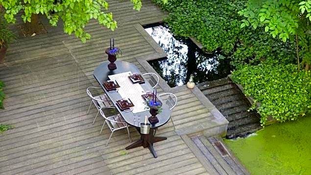 Urban Yard Hotel