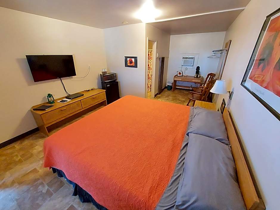 Cactus Inn