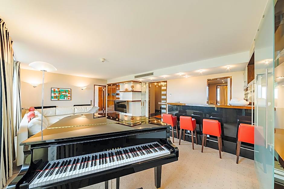 Pullman Berlin Schweizerhof