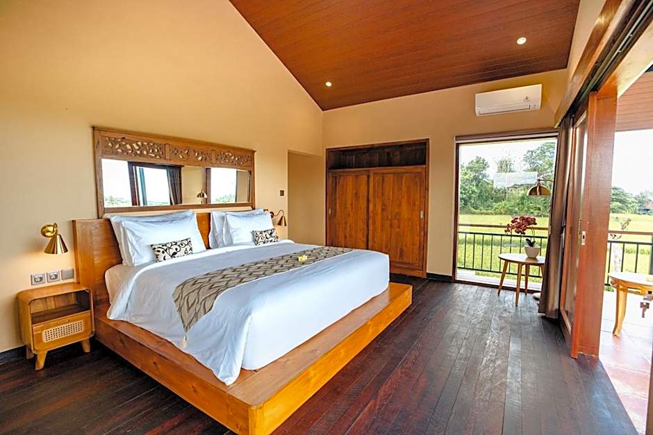 Kari Senja Luxury Villa