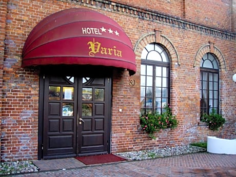 Hotel Restauracja Varia
