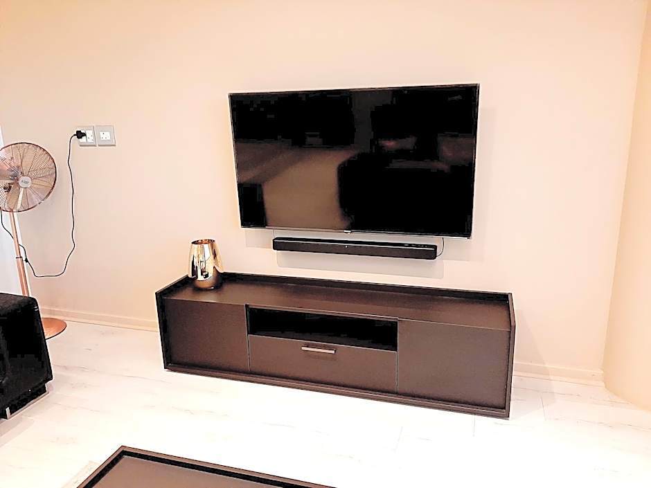 4 on Pritchard Luxury Suites