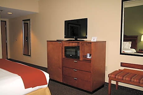 1 King Bed Standard