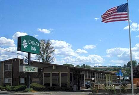Photo 1 of 21 of Cedars Inn Lewiston
