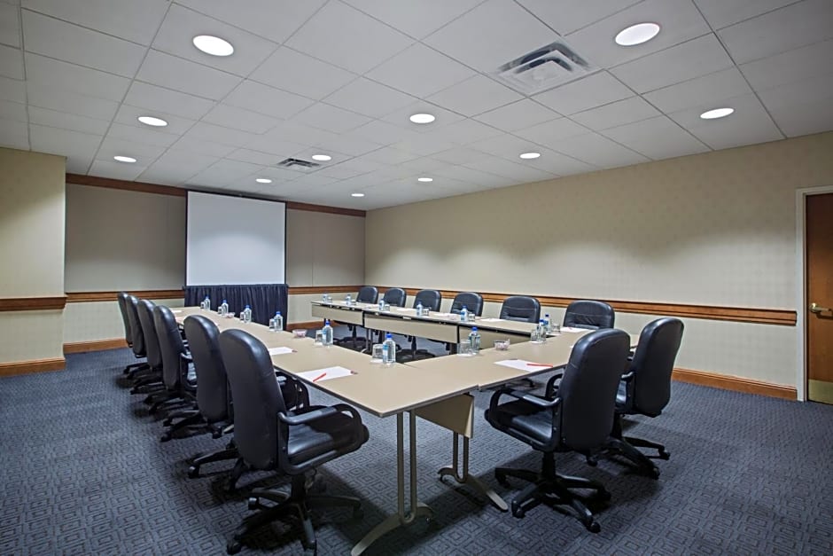 Crowne Plaza Hotel Philadelphia - King of Prussia by IHG