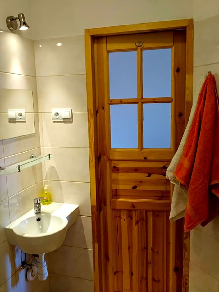 Apartamenty i pokoje gościnne "Wacuś"