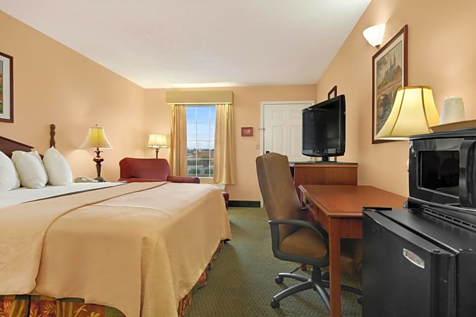 Days Inn by Wyndham Americus
