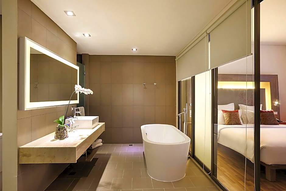 Novotel Bangka Hotel & Convention Centre