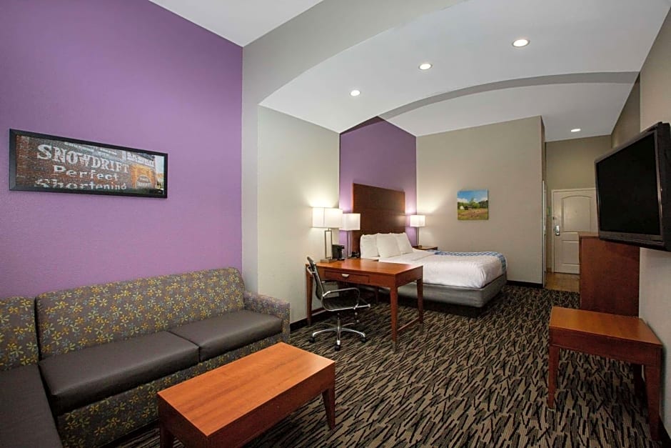 La Quinta Inn & Suites by Wyndham Tupelo