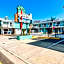 Mango Motel