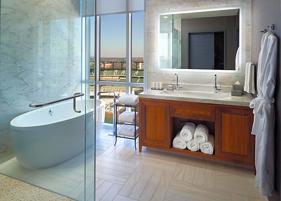 Omni Hotel at The Battery Atlanta